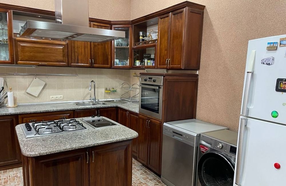 Продаётся 6-комн. дом, 400 м² · Яккасарай — фото 5