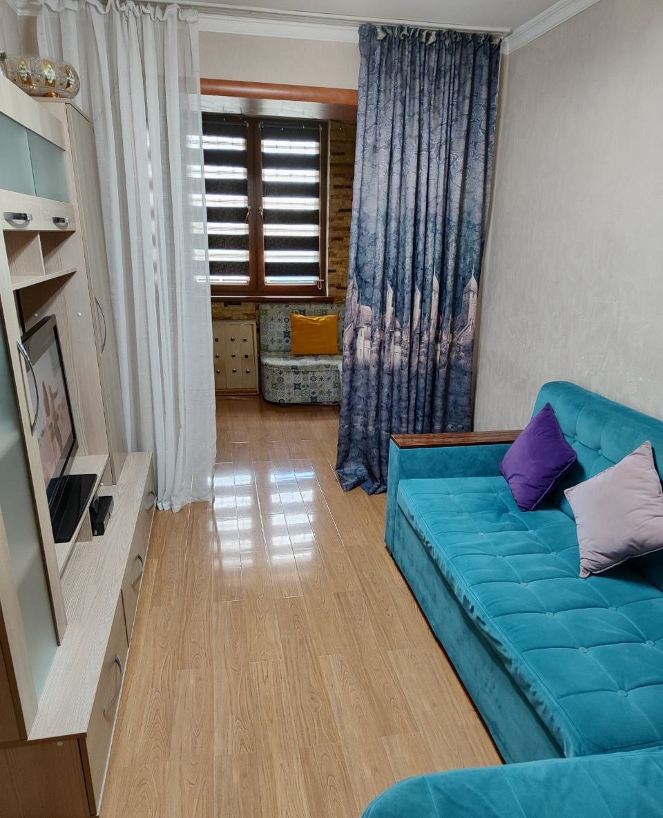 Sotiladi 3 xonali xonadon, 50 m² · Mirzo Ulug‘bek — surat 2
