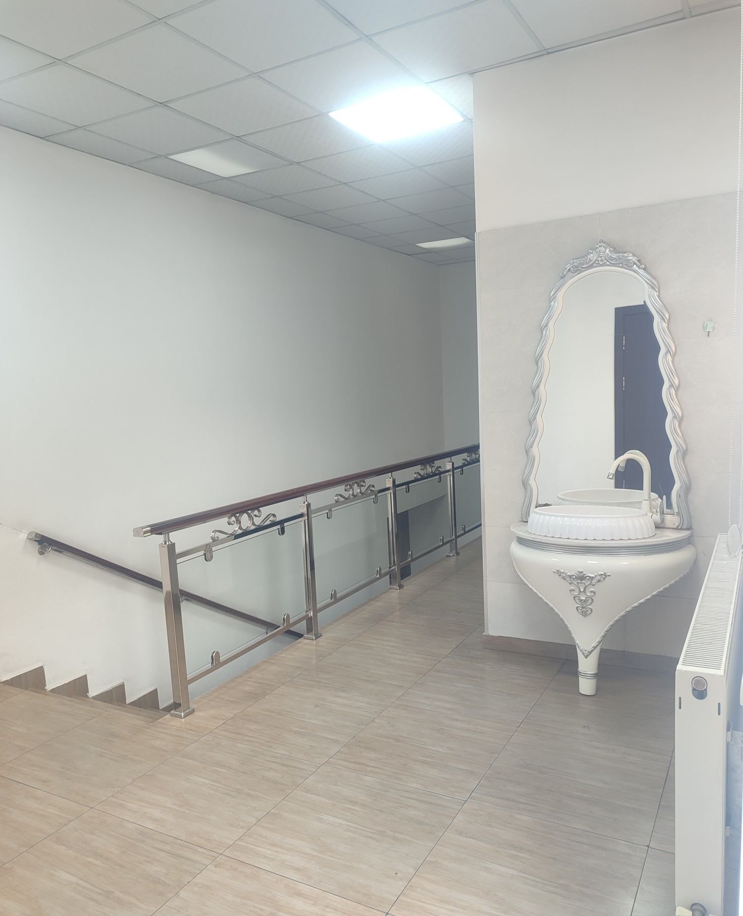 Sotiladi tijorat binosi, 844 m² · Yunusobod — surat 1