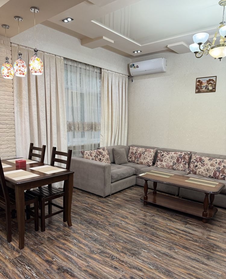 Сдаётся 2-комн. квартира, 80 м² · Яккасарай — фото 1