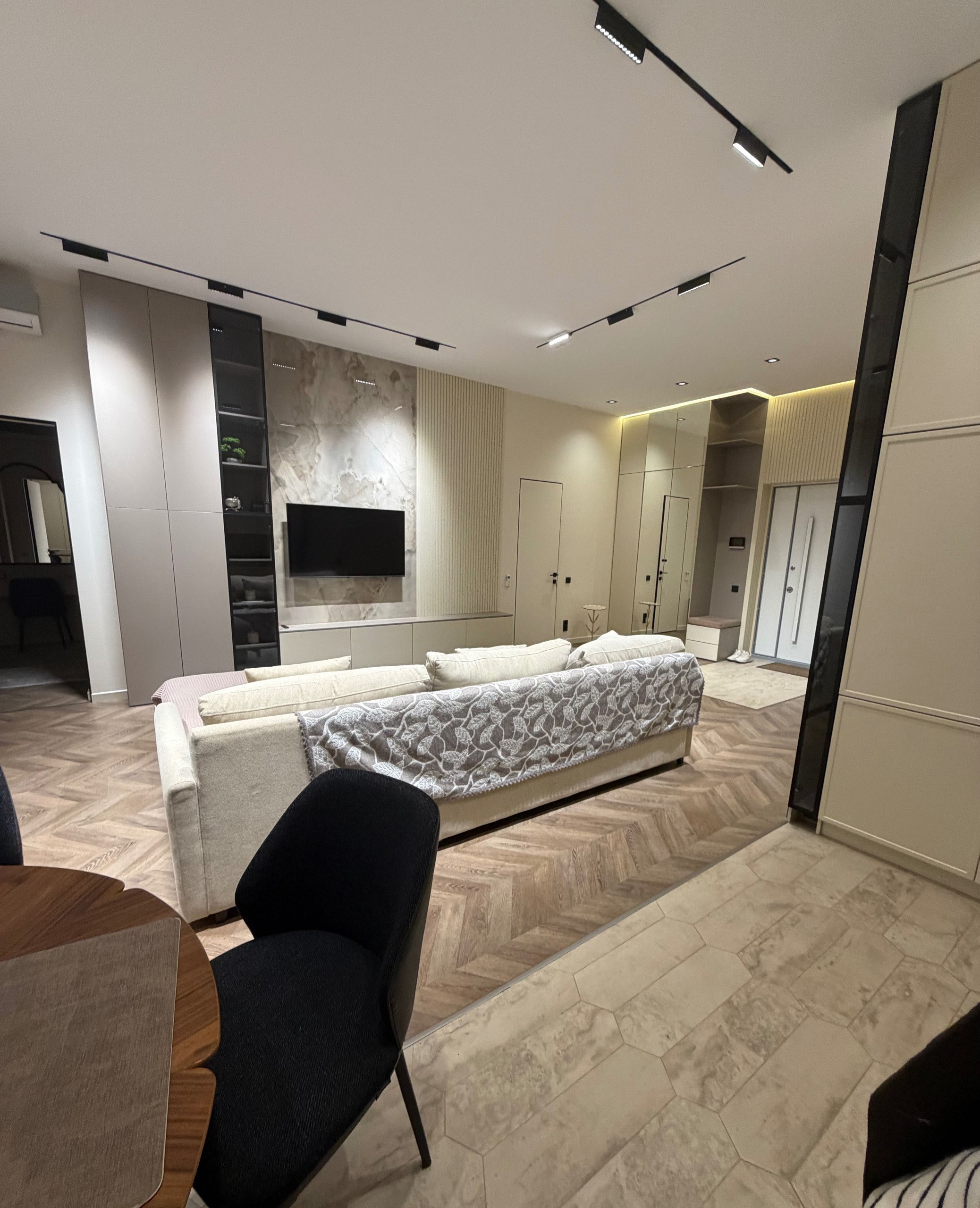 Сдаётся 2-комн. квартира, 65 м² · Мирабад — фото 6