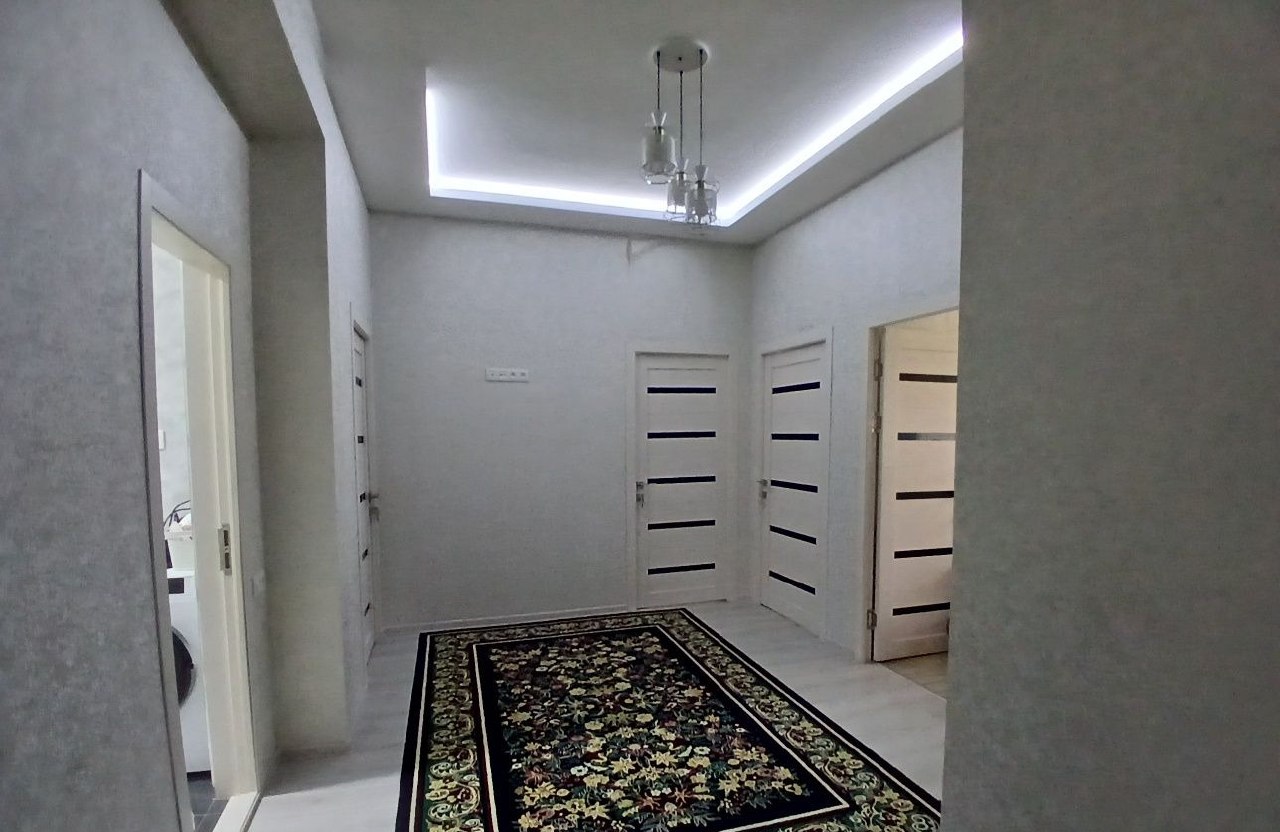 Sotiladi 3 xonali xonadon, 70 m² · Yunusobod — surat 2