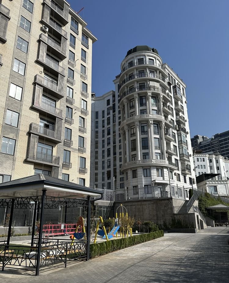 Sotiladi 5 xonali xonadon, 400 m² · Yunusobod — surat 2