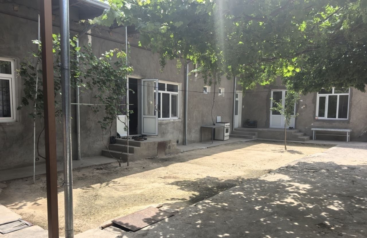 Sotiladi 10 xonali hovli · Yunusobod — surat 2