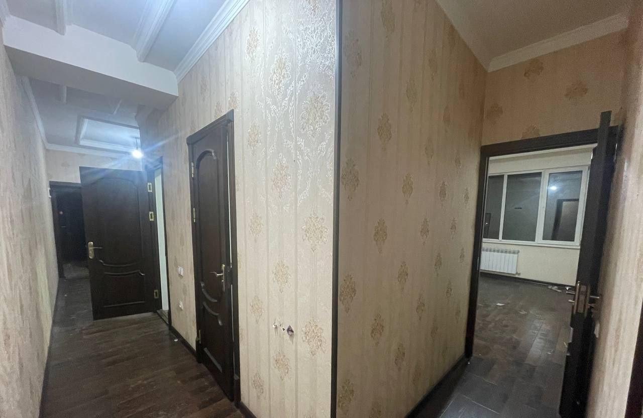 For sale 3-room apartment, 91 m² · Yashnabad — photo 1