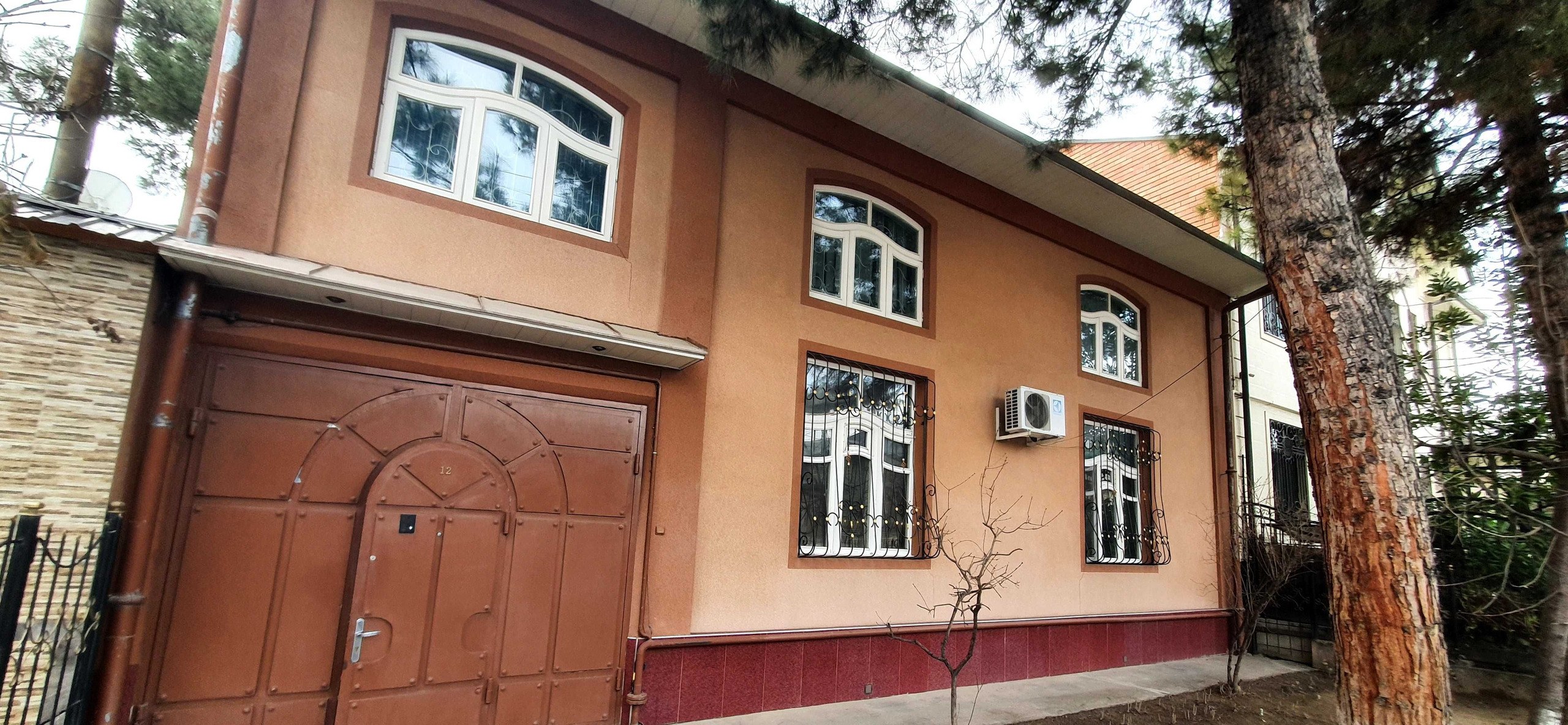 For sale 5-room house, 261.5 m² · Mirzo-Ulugbek — photo 1