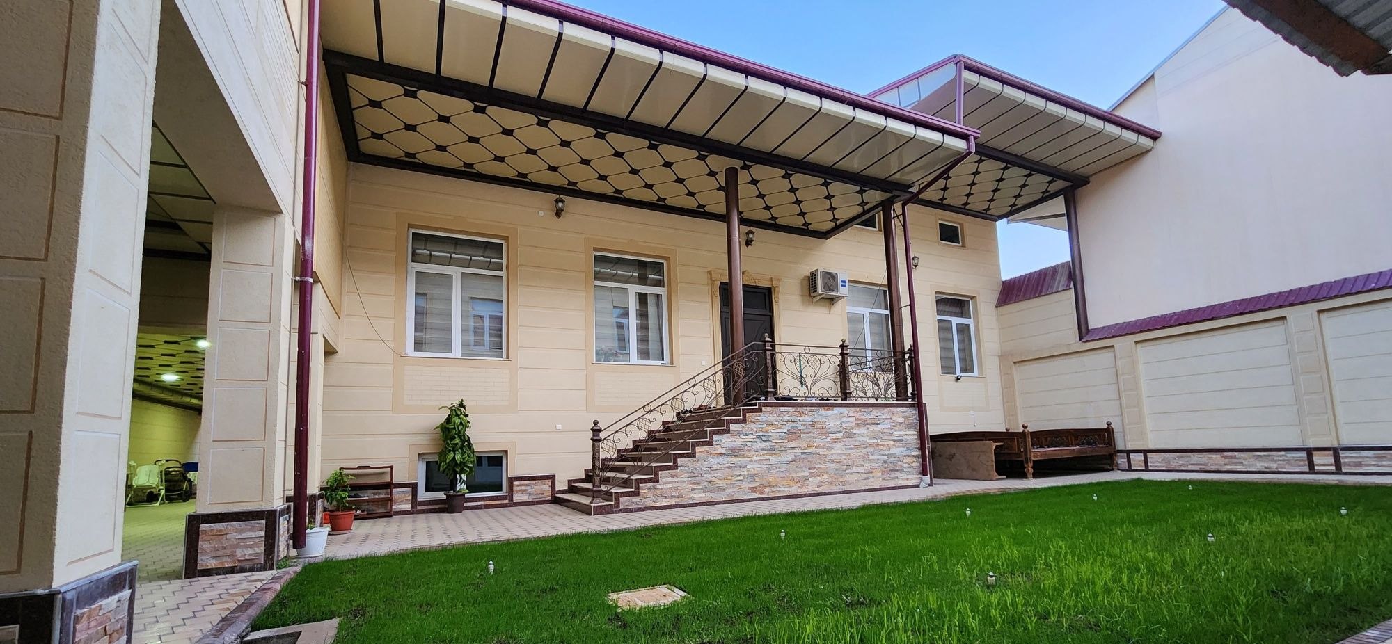 For sale 10-room house · Yunusabad — photo 1
